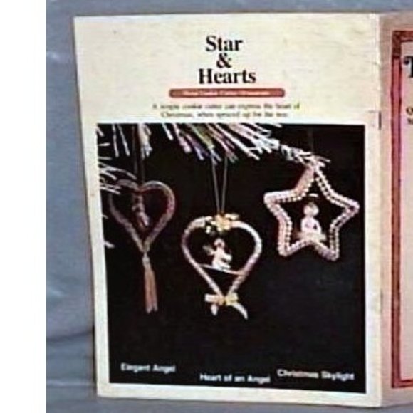 1980 Holiday Tree Trims Project Book 25 ORNAMENTS Beading Spools - Picture 2 of 2